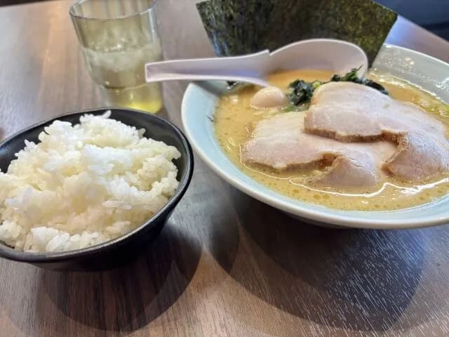 30超えるとラーメンにライス大盛を完食できなくなる現象🍚🍜