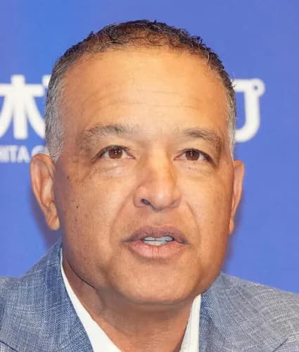 【悲報】ロバーツ監督が勘違い？「山本はベネズエラ戦に先発した後、ドジャースに戻る」→準々決勝以降も侍ジャパン帯同と球団が修正