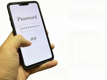 【悲報】認証コードの6桁一発で覚えられないやつｗｗｗｗｗｗｗｗｗｗｗｗｗｗｗｗ