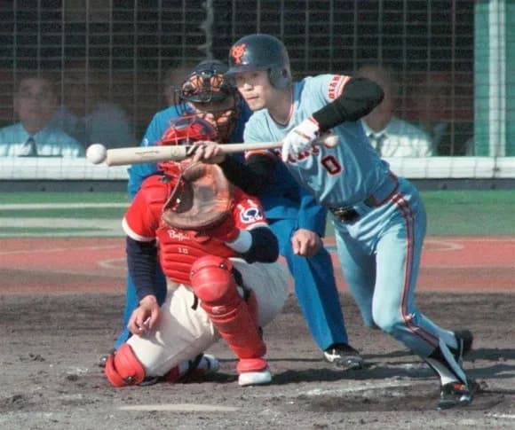 【悲報】巨人川相コーチ「バントはおいしいよ～俺バントで1億5000万稼いだんだから」