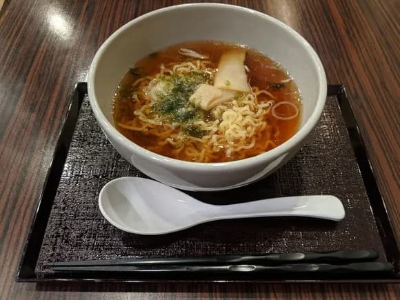【画像】一部のビジホ「夜食ラーメンとか無料アイス置いたら客が釣れるやろなぁ」←これｗｗｗｗｗｗｗｗｗｗｗｗｗｗｗｗ