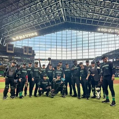 “激変”ユニに悶絶「ばりかっこいい」　日本ハムの新仕様…他球団ファンも羨望「おおおお」