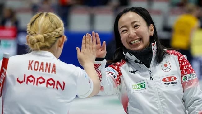 【朗報】カーリング日本代表ロコ・ソラーレが予選リーグ突破決定！8勝2敗の2位タイ