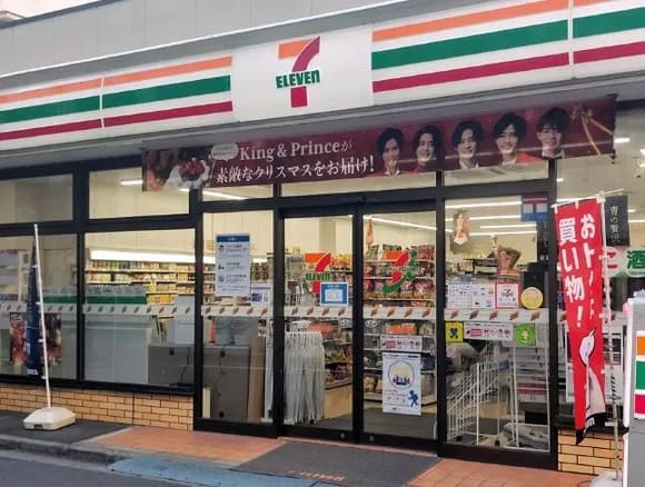 【動画】セブンイレブンの店員、客の前で殴り合うｗｗｗｗｗｗｗｗｗｗ