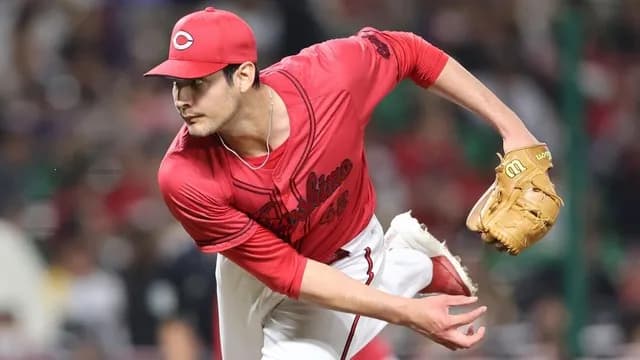 カープ・ターノックが野手顔負けのヒット！「プロ入りできなければ大学は野手だった」