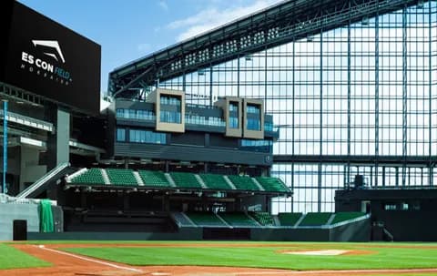 エスコンフィールドの球場内ホテルに泊まりたい
