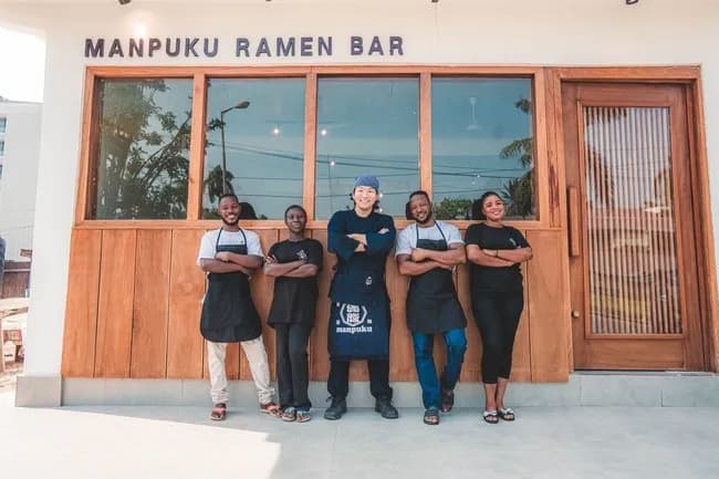 【画像】ガーナの二郎系ラーメン屋、大ヒットｗｗｗｗｗｗｗｗｗｗｗ