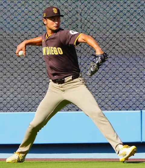 ダルビッシュが入った制限リストとは…球団の支配下にあるが給料は払わなくてもよく無期限