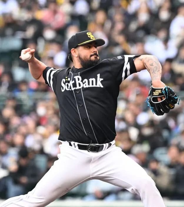 4年40億3年目ソフトバンクのオスナさん、｢抑え限定｣の特記事項があったため多額の違約金ゲットしそうww