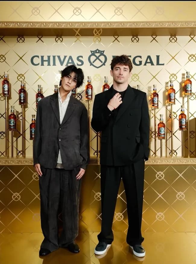 【悲報】F1レーサーと元ジャニタレが並んだ結果ｗｗｗｗｗｗｗｗ