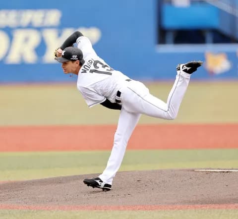 千葉魂　毛利、大学の盟友と対戦　元女房役の西武・小島抑える　千葉ロッテ（第５１５回）