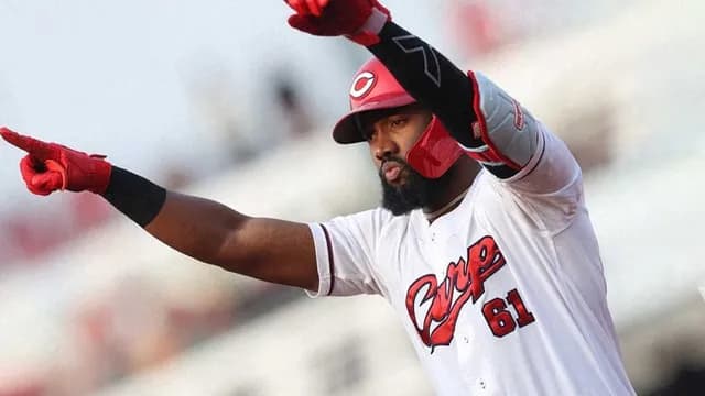 カープファビアン"名誉挽回"決勝タイムリー！ターノック7回7K零封！蓮レーザービーム！ハーン火消し！森浦4凡締めで開幕2連勝！【広島2-1中日/試合結果】