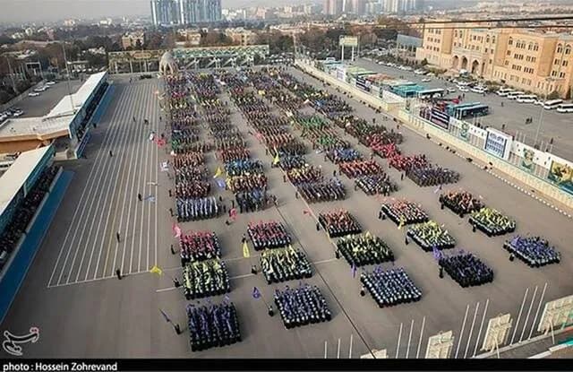 【悲報】トランプ親びん「海兵隊2500人派遣したろw」 イラン側「100万人」　「え？」 「100万人」