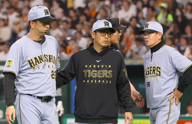 山城からの2死球目に藤川監督がベンチ飛び出した場面、その理由