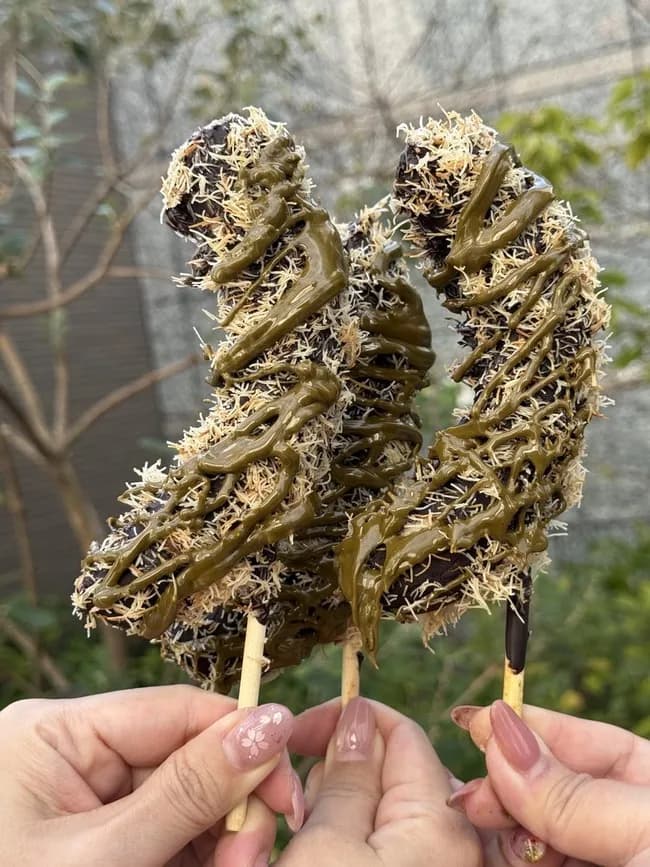 【画像】2026年『チョコバナナ（1200円）🍌』が流行るｗｗｗｗｗｗｗｗｗｗ