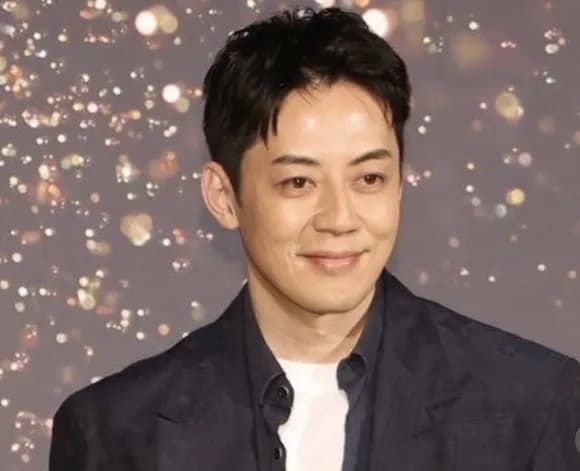 【悲報】西野亮廣「演劇俳優が劇の稽古期間中ギャラがもらえないのはおかしい」演劇界「は・・・？」