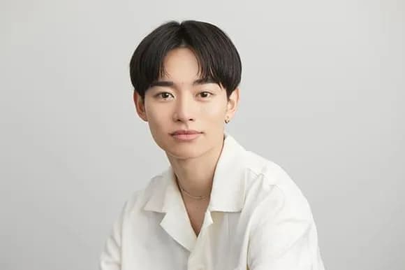 【唖然】いい歳こいて、前髪たらしてる奴ｗｗｗｗｗｗｗ