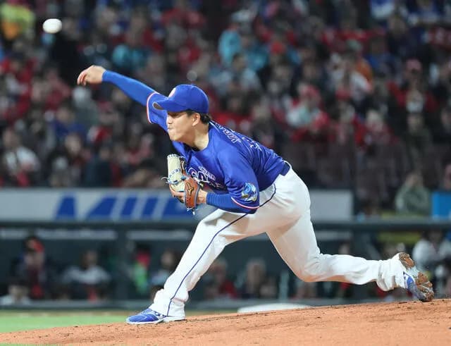 中日・柳(6回自責1)、櫻井(7回自責0)、高橋(8回自責0)←これｗｗｗｗｗ