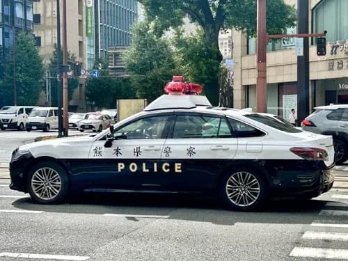 【悲報】制限速度+10キロオーバー、パトカーですらやってるという事実ｗｗｗｗｗｗｗｗｗｗ