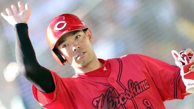 カープ秋山、平川離脱でスタメンのチャンス到来。世代交代が進み今季は代打出場「プレーしながらだったら、伝えられる事も多い」