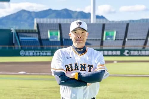【悲報】巨人阿部監督、9回1点ビハインドで2年3億のFA戦士にバントさせてしまうｗｗｗｗｗｗｗｗｗｗ