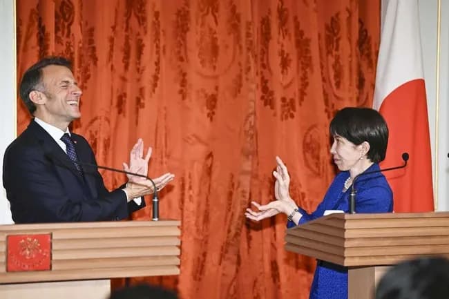 【悲報】マクロン大統領、高市早苗の“かめはめ波”に顔を引き攣らせドン引きｗｗｗｗ