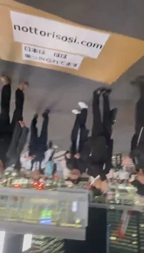 【動画】渋谷のスクランブル交差点でガチの放火事件が発生してしまうｗｗｗｗｗｗｗｗｗｗ