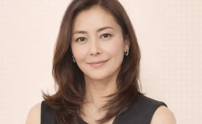 【悲報】中山美穂の長男、11億の相続税が払えず相続放棄