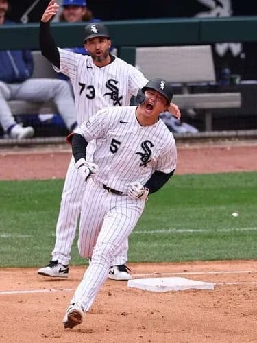 【朗報】村上宗隆４号ホームランｗｗｗｗｗｗｗ