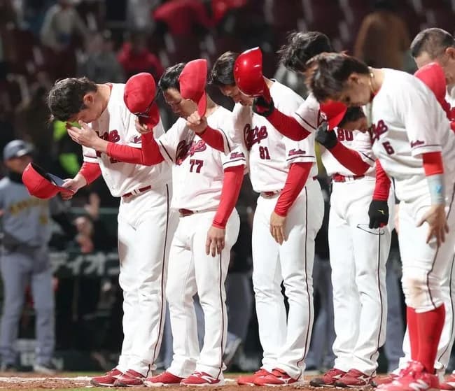 【悲報】新井貴浩監督、ブチギレ「もうちょっと状況を考えてやって」