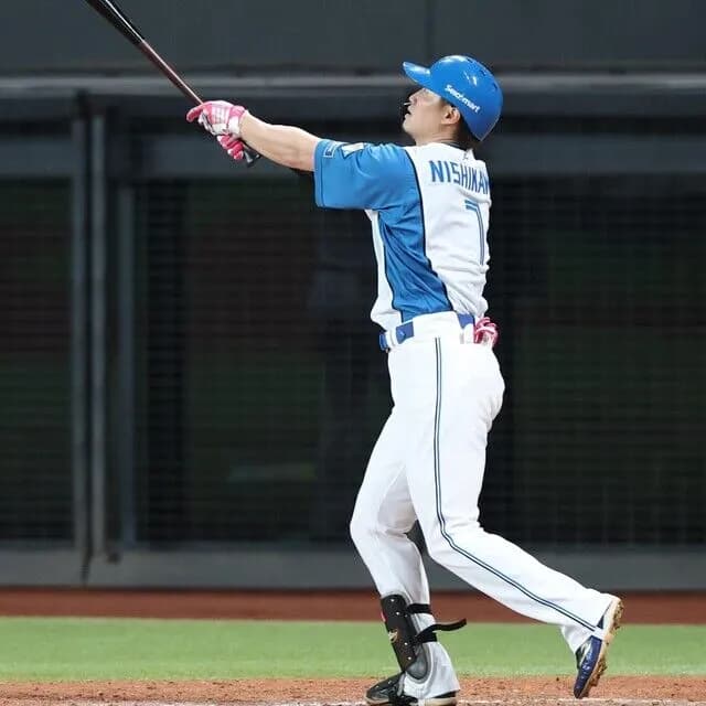 西川遥輝.364 1本塁打 OPS1.227　←これを取りに行かなかった球団ｗｗｗｗｗｗｗｗｗｗｗ