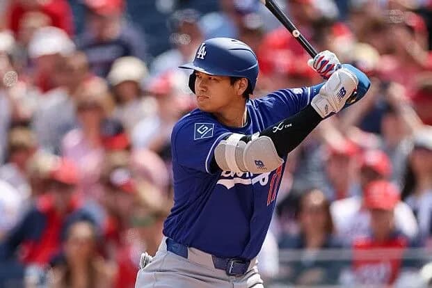 【朗報】大谷翔平、ガチで連続出塁記録歴代1位になりそうwwwwwwww
