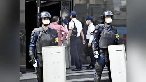 【悲報】無職さん（35）、指定暴力団の事務所のドアを蹴って破壊「僕やっちゃいました」ｗｗｗｗｗｗｗｗｗｗ