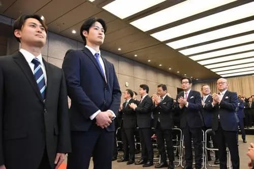 【動画】伊藤忠商事の入社式、ガチでとんでもないことになってるｗｗｗｗｗｗｗｗｗｗ