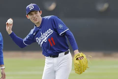 【悲報】佐々木朗希（防御率7.00、登板数2試合、投球回9回、被安打9、与四球5、失点7）