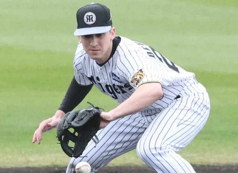 ディベイニー(打率.219 OPS.556) ← マジでなんで獲得したんだ？