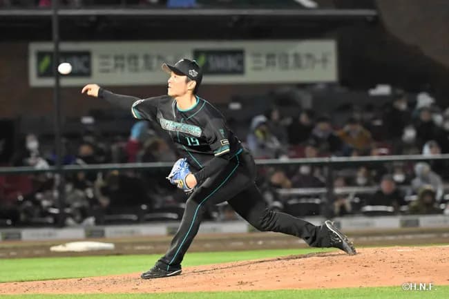日本ハムファイターズ、ホーム5勝1敗、ビジター0勝4敗