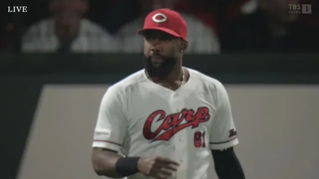 広島・ファビアン、スーパーキャッチ！ アロザレーナかよｗｗｗｗ