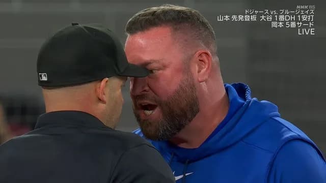 ブルージェイズ・シュナイダー監督、ブチギレ退場！ 見守る岡本ｗｗｗｗｗｗ