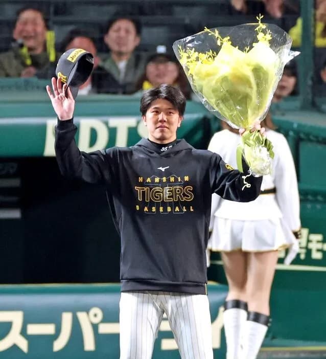 【悲報】藤川監督、８回降板を“謝罪”「僕が（奪三振記録を）知らなかったので、才木に申し訳ない」