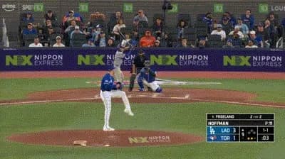 ブルージェイズの守備…