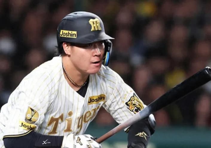 大山悠輔さん、打率.000の伏見に打点数で負けてしまう