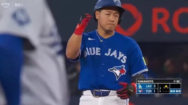 ブルージェイズ・岡本和真、第三打席で山本由伸からツーベースヒット！！！！！！！！！