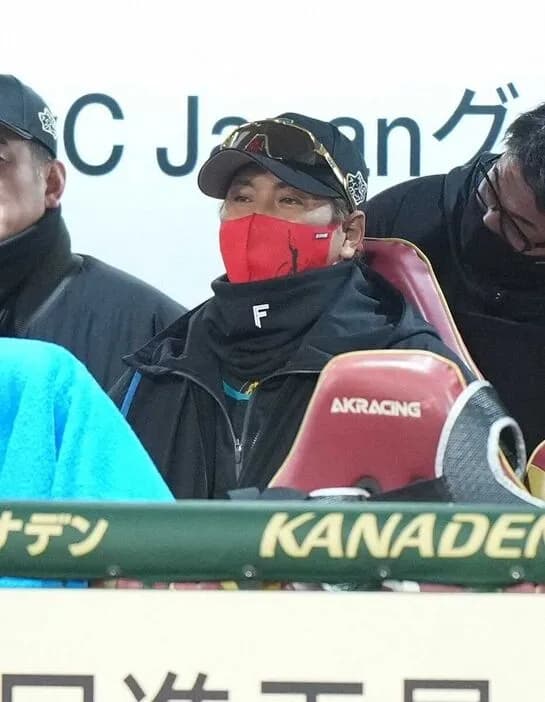 日本ハム・新庄剛志監督「これは野球できん！」と嘆き節…連続本塁打ストップも「興味ない！」