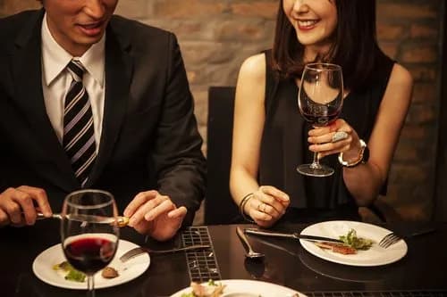 【悲報】デート代は男が出して当たり前←これ、ガチで反論できんよなｗｗｗｗｗｗｗｗｗｗ