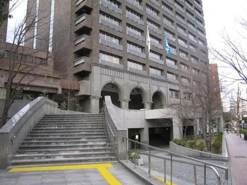 【悲報】兵庫県庁さん、合格者の6割に入庁を辞退されてしまうｗｗｗｗｗｗｗｗｗｗ