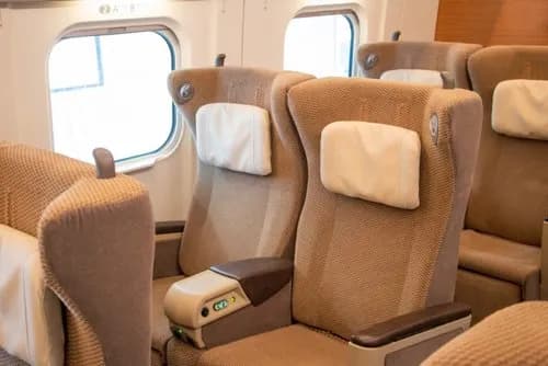 【炎上】子連れさん「グリーン車で普通に話してただけなのにクソジジイに絡まれた」と動画を投稿した結果ｗｗｗｗｗｗｗｗｗｗ