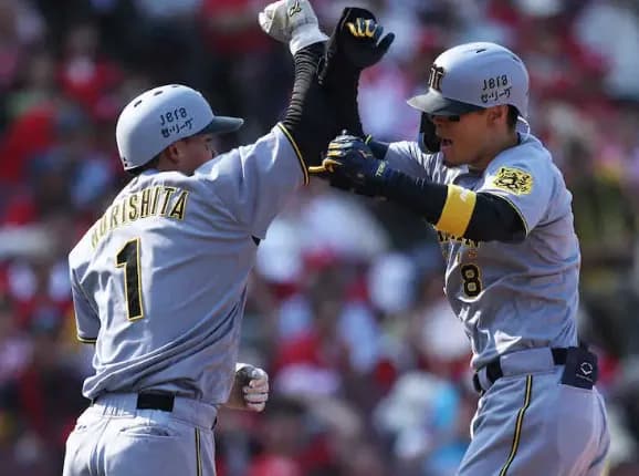 森下翔太 打率.327 出塁率.397 OPS1.070 佐藤輝明 打率.377 出塁率.433 OPS1.113