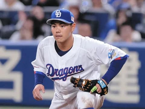 【中日】高橋周平、今季初スタメンは慣れない一塁でマルチヒット！！