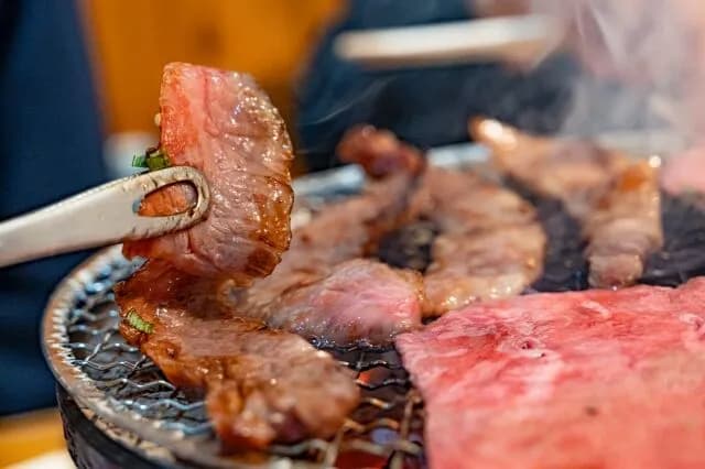 なんでやきう選手って引退したら焼肉屋やりたがるんや？